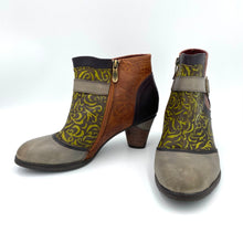 Laden Sie das Bild in den Galerie-Viewer, Laura Vita Absatzschuhe - Größe 41