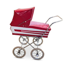 Laden Sie das Bild in den Galerie-Viewer, Puppenwagen 60er Jahre