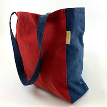 Laden Sie das Bild in den Galerie-Viewer, Jeanstasche - Selfmade