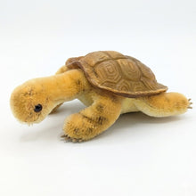 Laden Sie das Bild in den Galerie-Viewer, Schildkröte von Steiff
