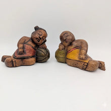 Laden Sie das Bild in den Galerie-Viewer, Asiatische Holzfiguren
