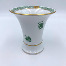 Laden Sie das Bild in den Galerie-Viewer, Vase - Herend Apponyi Grün 6536/AV
