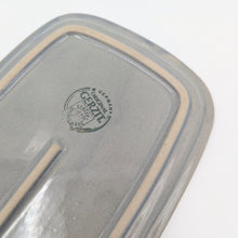 Laden Sie das Bild in den Galerie-Viewer, Butterdose von Gerzil
