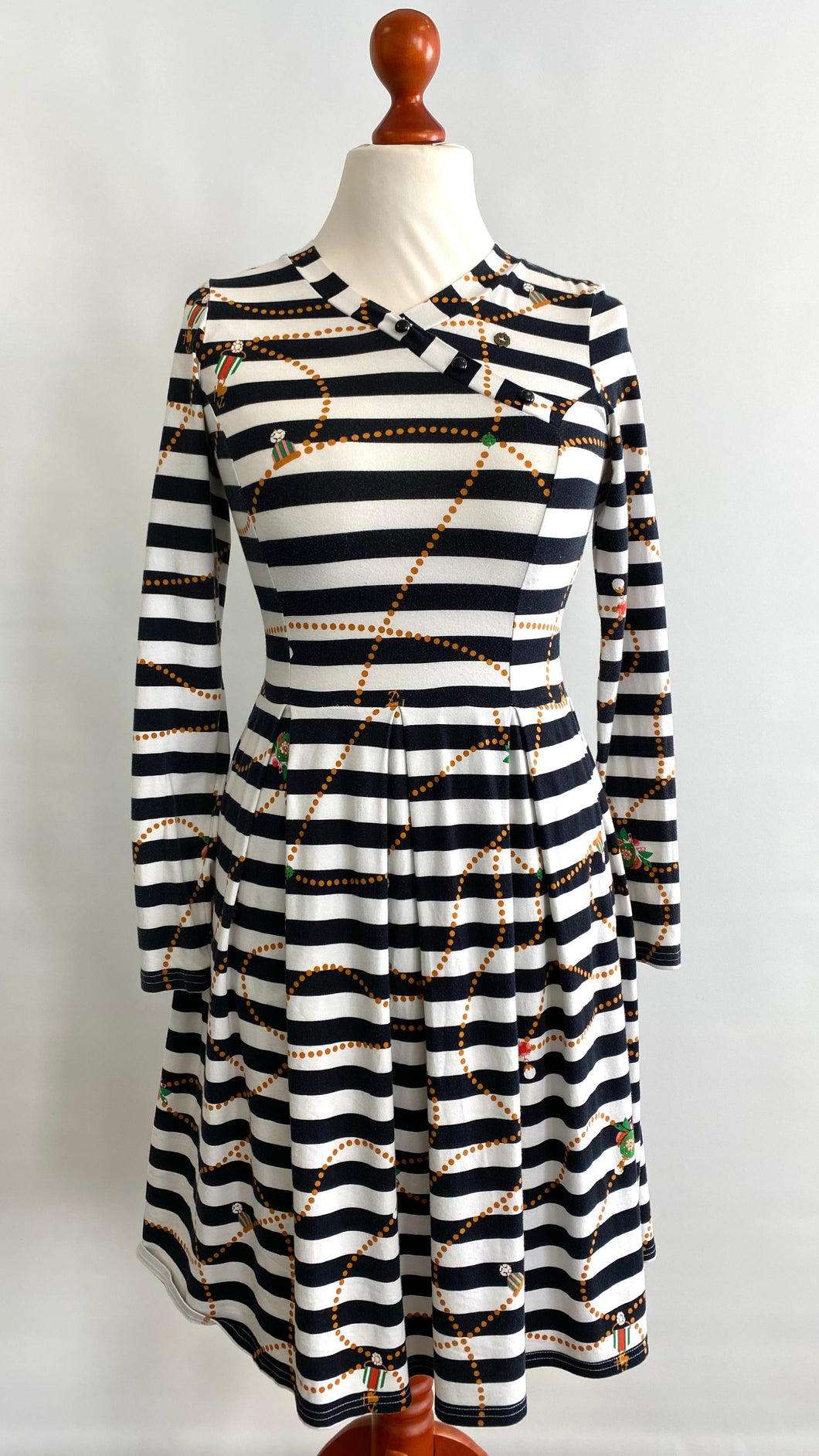Kleid von Blutgeschwister - Größe S, ca. 37
