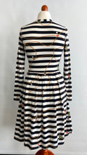 Laden Sie das Bild in den Galerie-Viewer, Kleid von Blutgeschwister - Größe S, ca. 37
