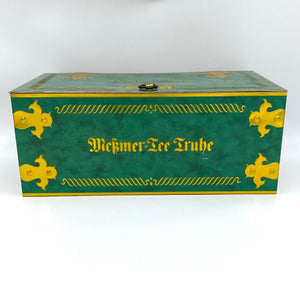 Alte Vorratstruhe von Meßmer Tee
