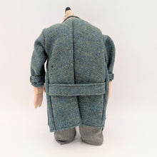 Laden Sie das Bild in den Galerie-Viewer, Pawel Althamer Textilskulptur 1992
